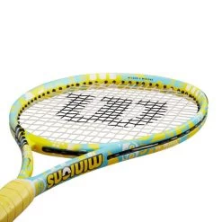 Wilson Minions Clash 100 V2 Tour Racket 12 Wilson Minions Clash 100 V2 Tour Racket -Tennis Shop 03805000 11